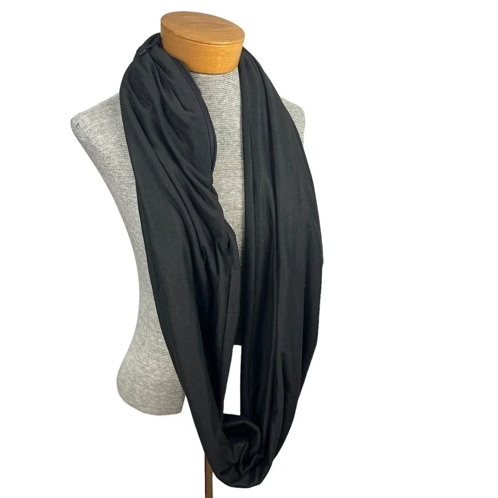 BEYOND YOGA Scarf Womens One Size Black Hidden Pocket Infinity